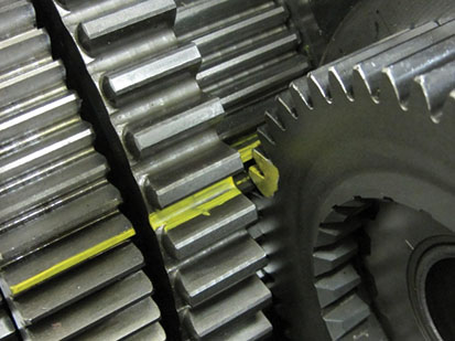 _Graphics/Web/TRSM0970_Main Case Counter Shaft Installation 18.jpg